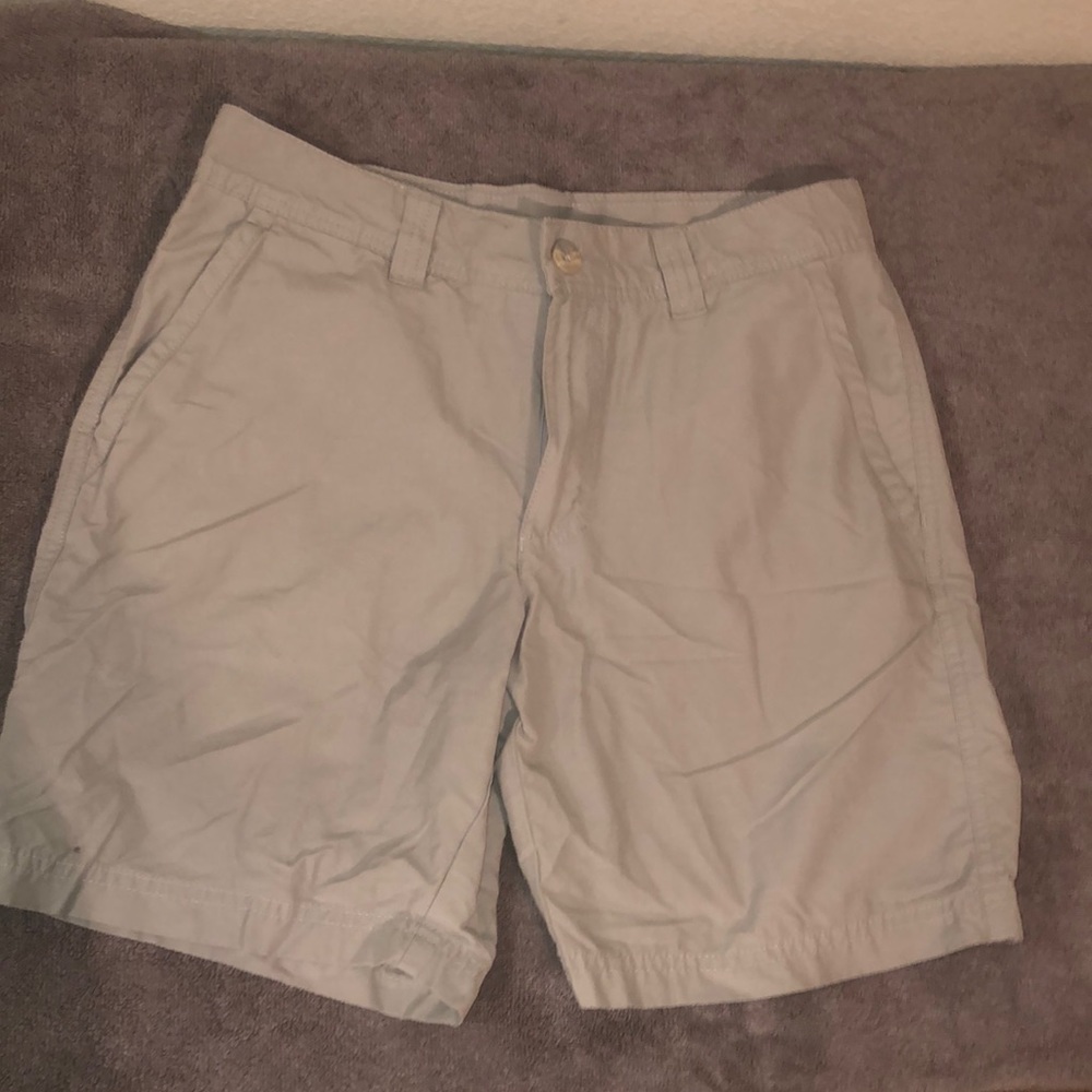 Never worn Columbia shorts.